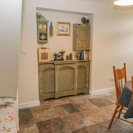 Holiday home Shandrum Brook *