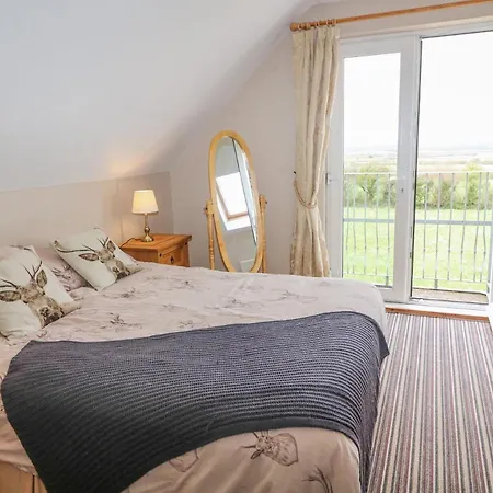Shandrum Brook Holiday home
