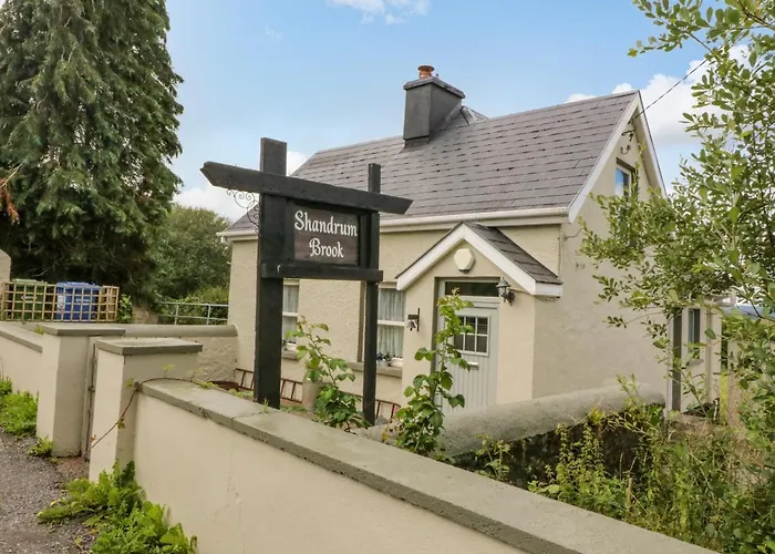 Shandrum Brook Tatil Evi *